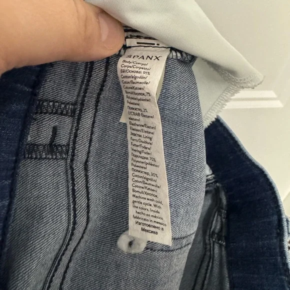 070 SPANX Women's Cropped Kick Flare Denim Pant - Vintage Indigo Blue, Medium - Picture 7 of 9